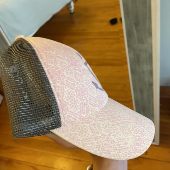 O’Neill Hat - Picture 3 of 4